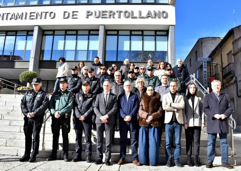 Puertollano se suma al minuto de silencio por las víctimas del accidente ferroviario