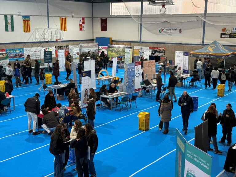 El Colegio Nuestra Señora del Prado de Ciudad Real celebra este jueves la VII edición de la Feria de Universidades y Estudios Superiores