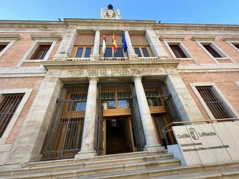 Castilla-La Mancha es la segunda comunidad autónoma que más ha reducido el peso de la deuda pública en el último año al cierre de 2025