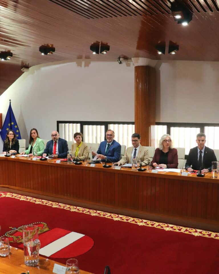PSOE Puertollano: “Un alcalde que no cumple es un alcalde que pierde credibilidad”
