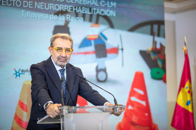 Castilla-La Mancha da un paso más en la atención a los afectados por daño cerebral sobrevenido y continúa tejiendo una red de unidades de día