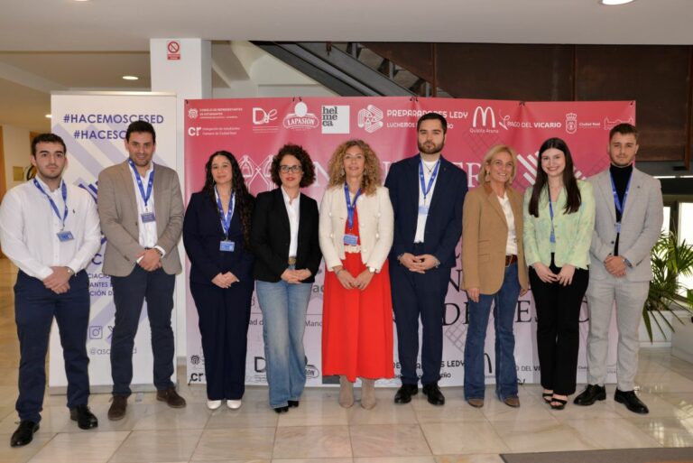 El Campus de Ciudad Real se convierte en epicentro del debate entre profesorado y estudiantado universitario de Educación de todo el país