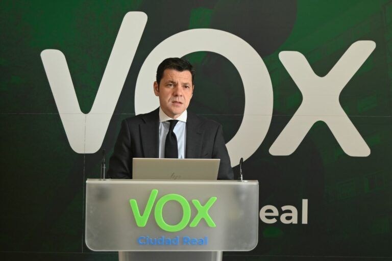 Vox denuncia la “falta de ambición” del Gobierno regional y el “seguidismo del PP” en las Cortes de Castilla-La Mancha