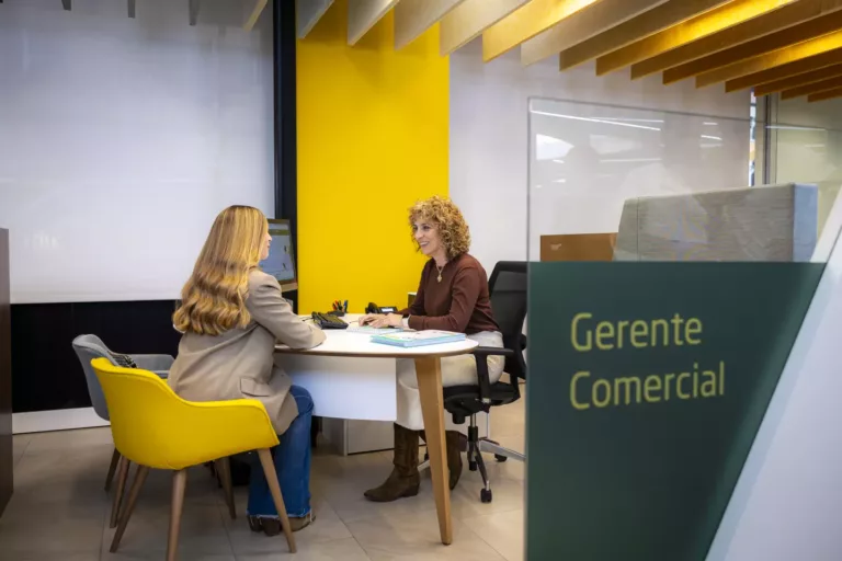 Globalcaja impulsa el talento femenino con un 47,3% de mujeres en alta dirección