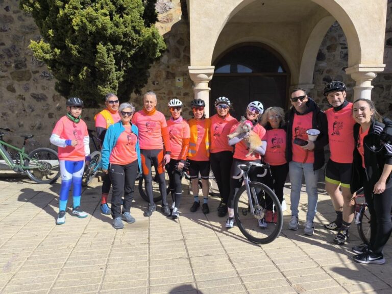 El Club Cicloturista Caminos y Cañadas homenajea a Marta Francés Gómez