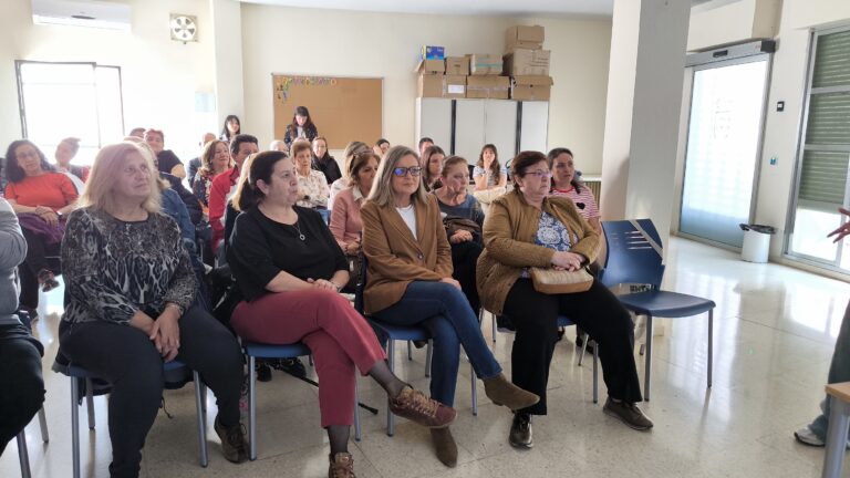 El barrio Plaza de Toros acoge la primera sesión de la Escuela de Salud y Cuidados