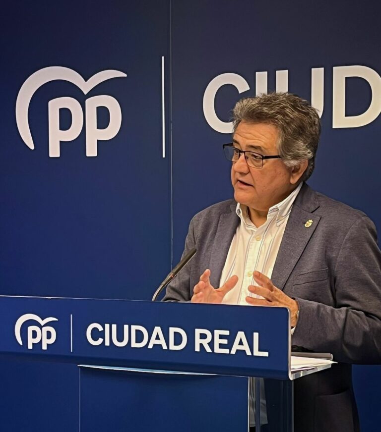 Leopoldo Sierra reclama al Gobierno la reparación urgente del firme de la A-43 entre Ciudad Real y Daimiel