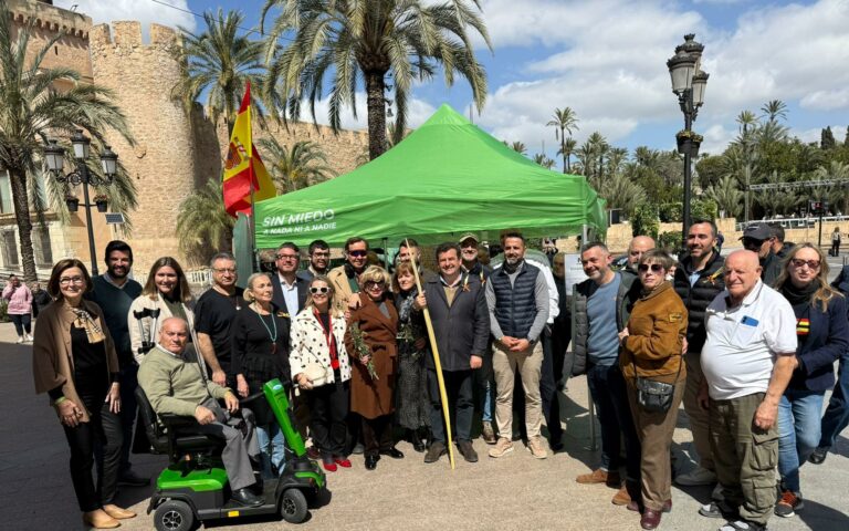 Vox reivindica en Elche la importancia de los palmereros y denuncia la asfixia del campo y la traición de MERCOSUR