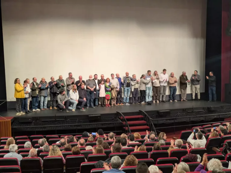 Épico estreno, con lleno en el Quijano, de “El alcaide de las hazañas”