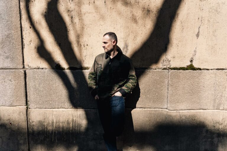 El escritor francés Jean-Baptiste Del Amo, «arrepentido» de haber abandonado la lengua de sus abuelos ciudadrealeños