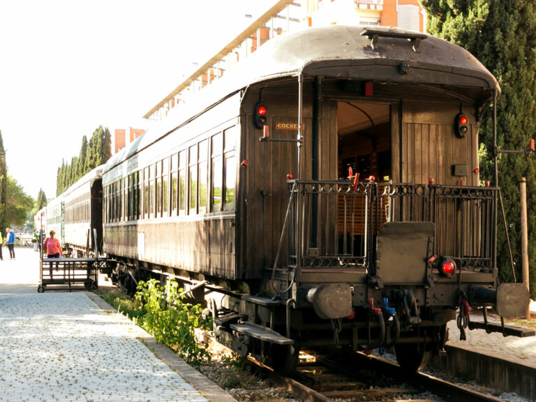 Vuelve el Tren de la Fresa, en el 175.º aniversario de la línea Madrid-Aranjuez