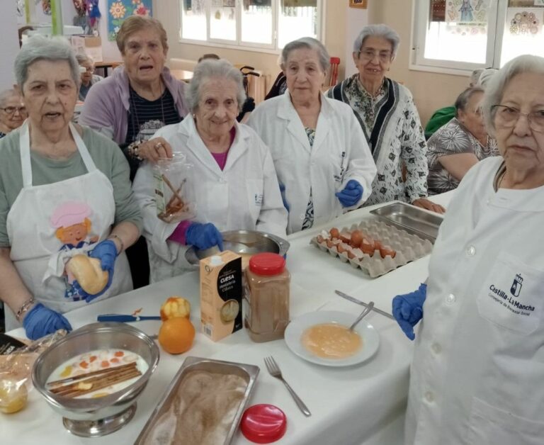 La Residencia de Mayores «Pocitas del Prior» de Puertollano vive un día plagado de sensaciones y recuerdos celebrando la Semana Santa