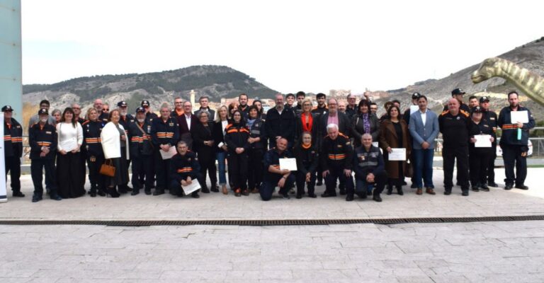 El Gobierno regional destaca la inversión de 3,6 millones en material de emergencias para Protección Civil desde 2016 y el compromiso de continuidad con la formación