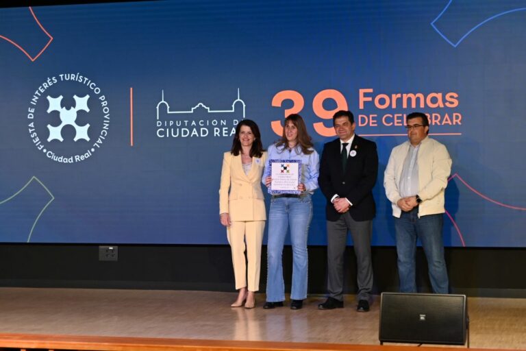 Puebla de Don Rodrigo consolida sus Cruces y Mayos como motor cultural y económico tras su reconocimiento como Fiesta de Interés Turístico Provincial