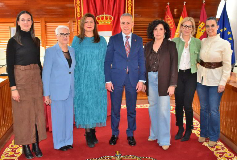 Toman posesión las nuevas jefas de recursos humanos y servicios sociales del Ayuntamiento de Puertollano