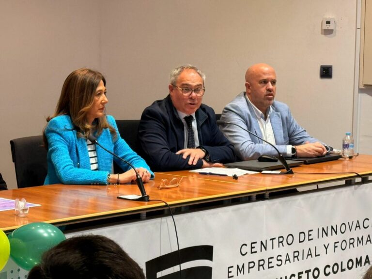 Castilla-La Mancha incrementa un 50% la financiación de los proyectos de párkinson y refuerza la atención con más plazas, inversión y servicios