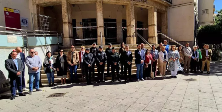 El Gobierno regional lanza un llamamiento a la sociedad para que se aleje de los mensajes negacionistas: “Las mujeres sufrimos una violencia estructural que nos asesina, que nos mata”