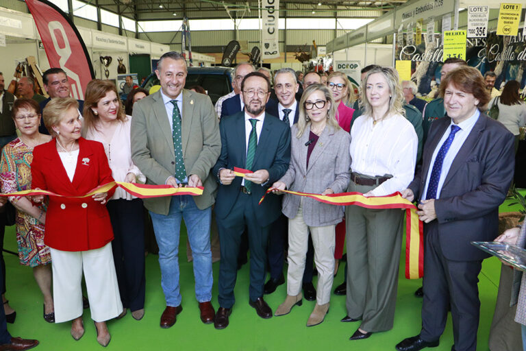 Inaugurada la III Feria de la Caza de Brazatortas