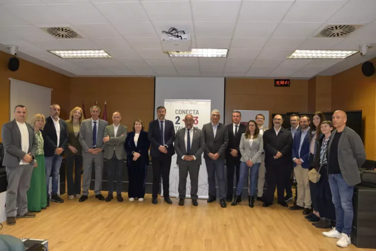 La UCLM y la Junta diseñan un nuevo itinerario que facilitará la continuidad formativa del alumnado de FP superior a los estudios de grado