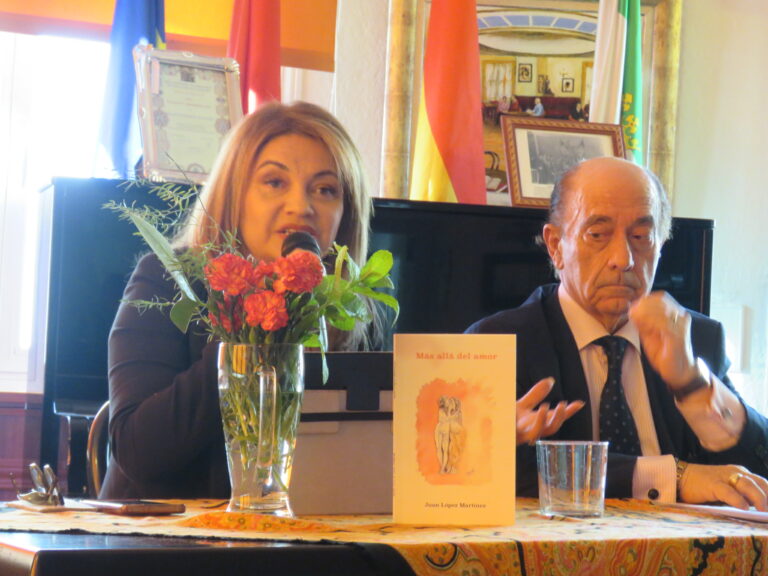 Lectura de El Quijote y presentación del libro Más allá del amor, de Juan López Martínez