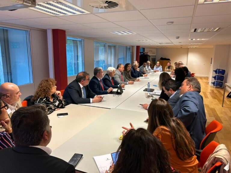 El Gobierno regional pide en Europa recuperar el presupuesto recortado de la PAC y reforzar las políticas de Desarrollo Rura