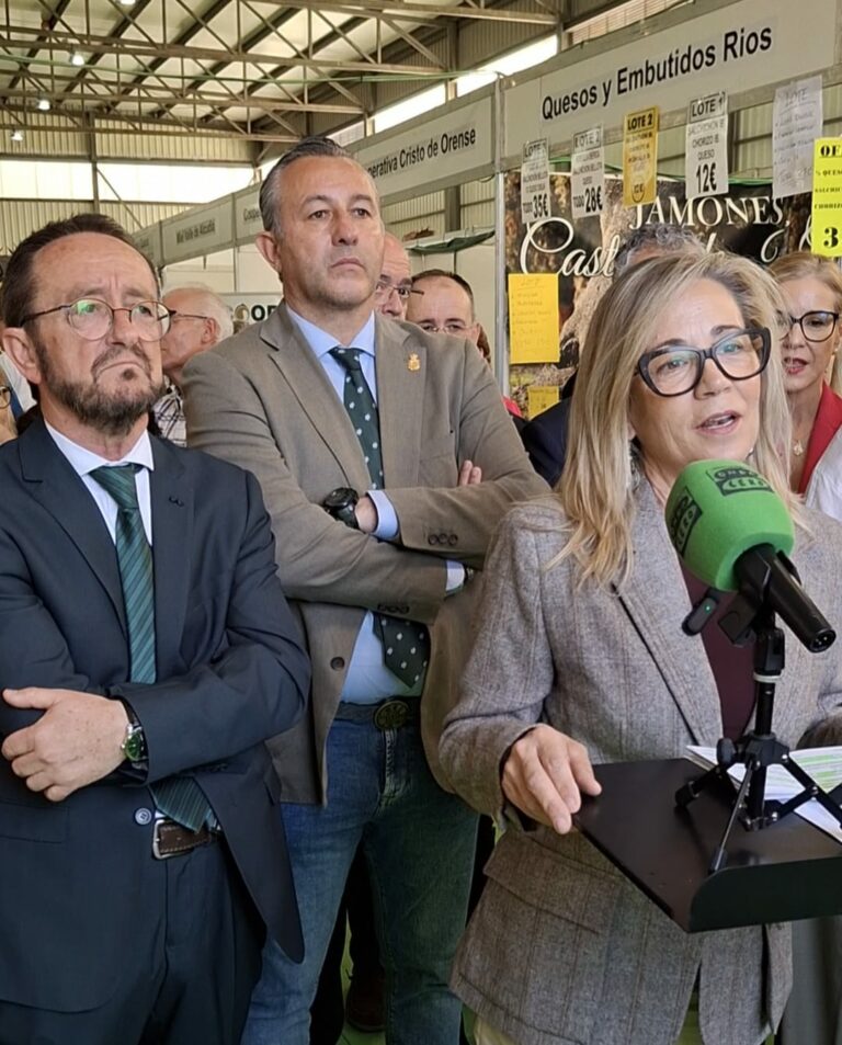 Lola Merino destaca el papel clave de la caza en la economía y la conservación durante la inauguración de la III Feria de la Caza de Brazatortas