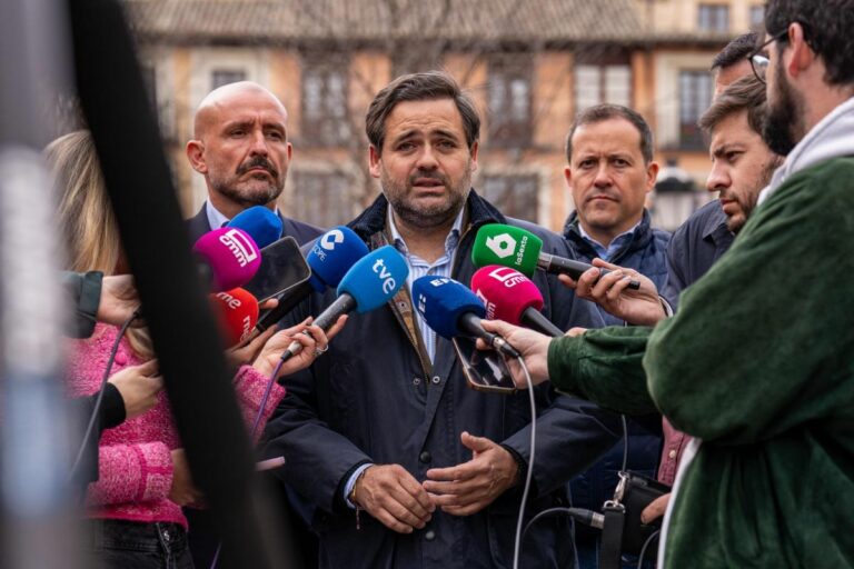 Núñez denuncia que Castilla-La Mancha sufre el “doble socialismo” de Sánchez y Page y asegura que “del socialismo se sale”