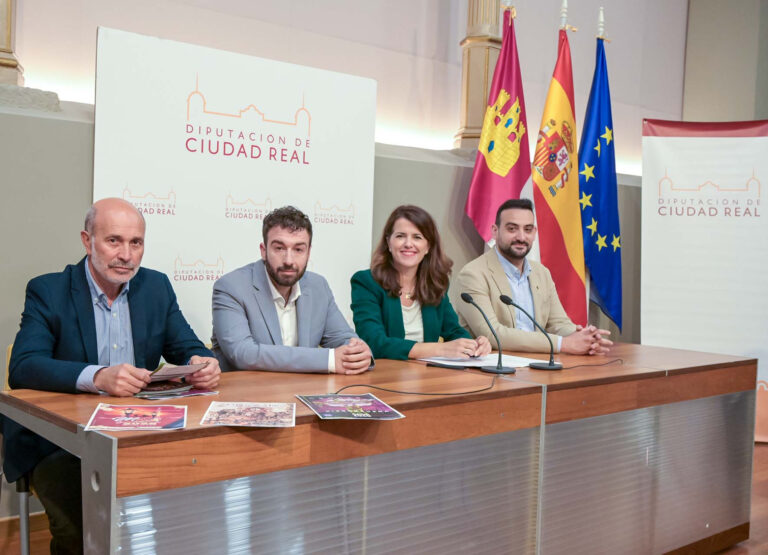La Diputación de Ciudad Real impulsa el programa “Recorre Fiestas de Interés Turístico Regional” con las Universidades Populares para visitar las Cruces y los Mayos