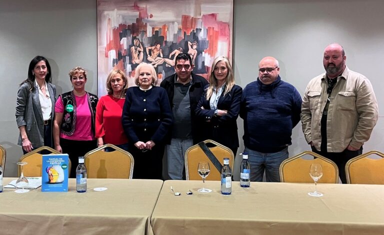 Padres y madres de Ciudad Real presentan una Iniciativa Legislativa para garantizar la presencia de profesionales de enfermería en los centros educativos