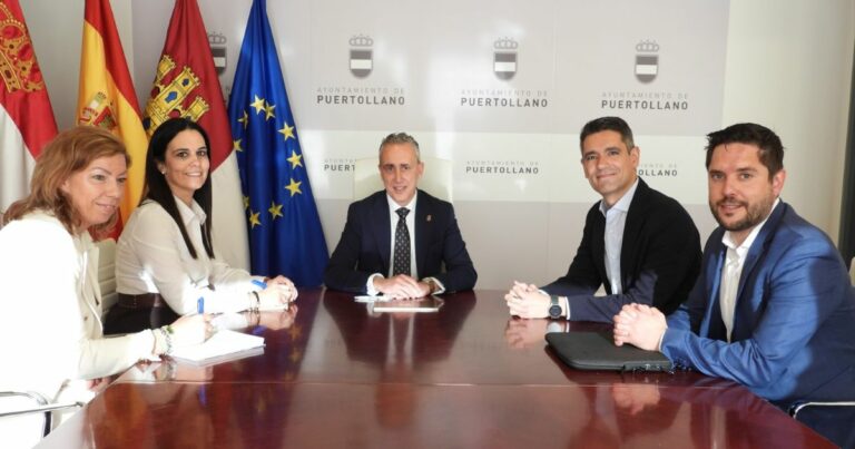 El alcalde de Puertollano recibe al responsable de Sbayt y respalda su proyección como motor estratégico