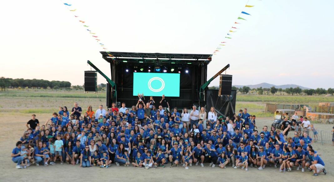 20260531105112_20260531 FOTO FAMILIA GANADORES