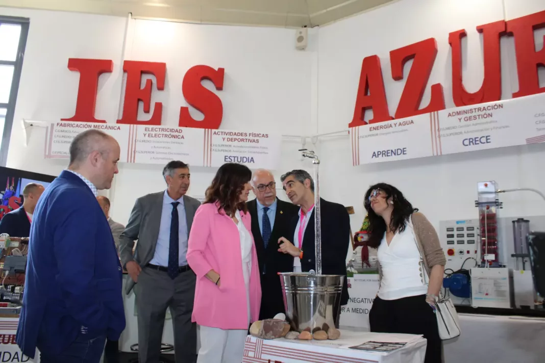 Blanca Fernández y José Caro en Feria FP