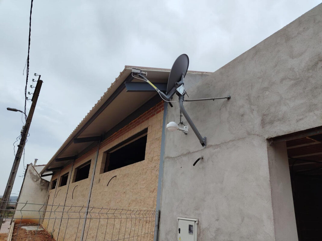 En La Viñuela se ha instalado uno en el nuevo Centro Social que construye el Ayuntamiento
