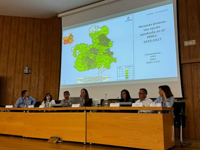 El Gobierno regional celebra una jornada técnica para seguir avanzando en las políticas de incorporación de jóvenes al campo