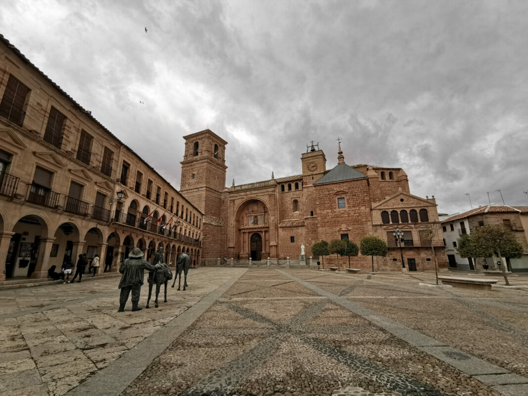 plaza mayor infantes