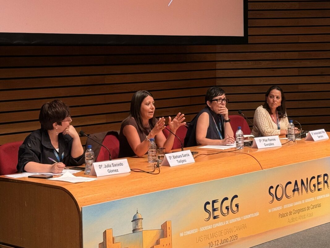 BARBARA-GARCIA-TORIJANO-SIMPOSIO-GERIATRIA-Y-GERONTOLOGÍA-1