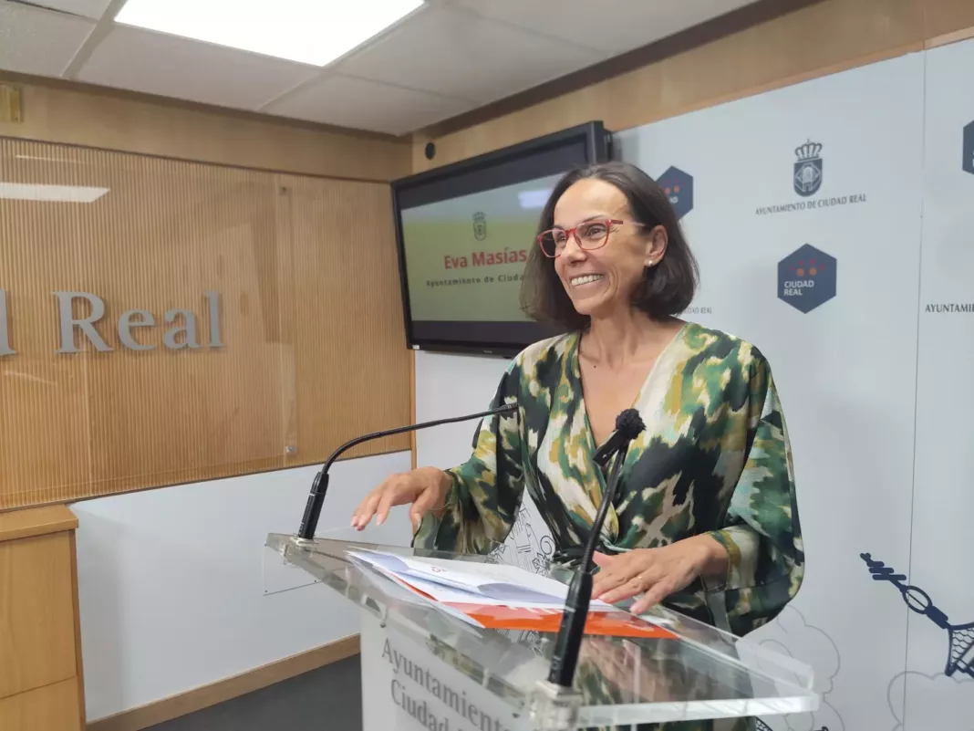Eva María Masías