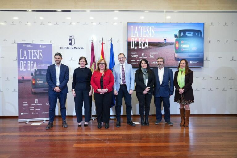 El pódcast ‘La tesis de Bea’ estrena su capítulo 8 con los detalles del proceso creativo de la ficción sonora