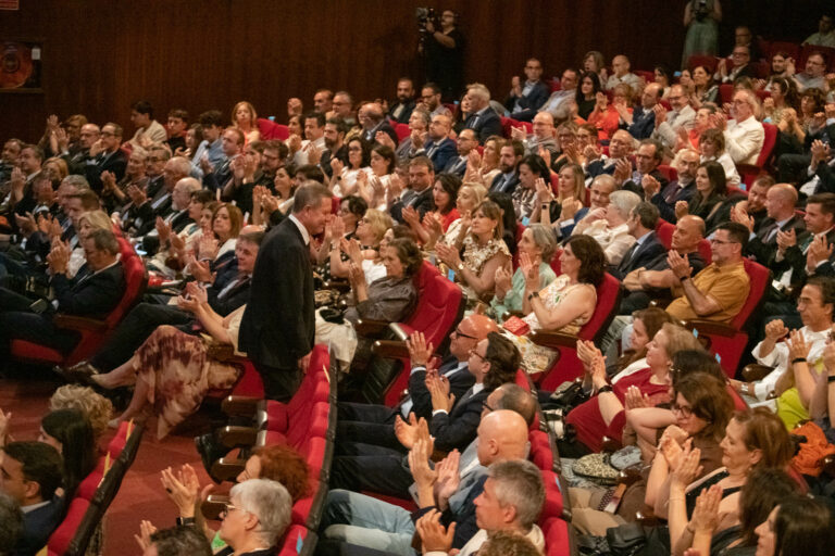 Castilla-La Mancha renovará su “compromiso” con la UCLM en “un nuevo pacto el año que viene” para afrontar los “nuevos retos y riesgos”