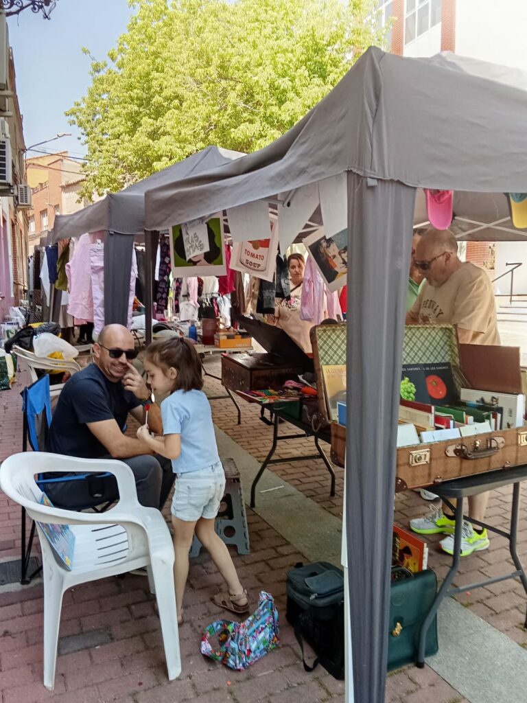 Mercadillo Vecinal de Argamasilla de Calatrava: Últimos días, apuren, vayan y vean