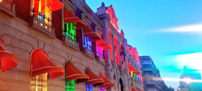 El Palacio de la Diputación de Ciudad Real se iluminará esta noche con los colores de la bandera arco iris con motivo del Día Internacional del Orgullo LGTBIQ+