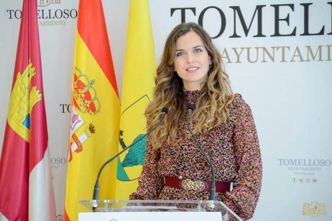 Nazareth Rodrigo da el paso para liderar el PSOE de Tomelloso tras la renuncia de Inmaculada Jiménez