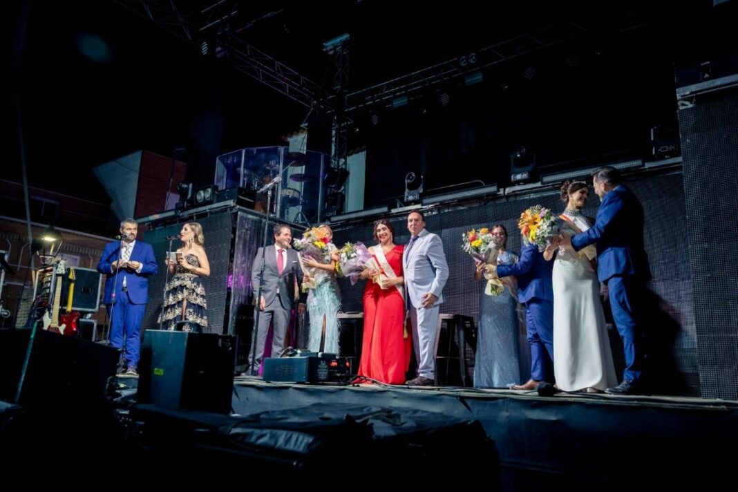 Coronación de la Reina y Damas de las fiestas de la Virgen del Carmen de Pozuelo de Calatrava