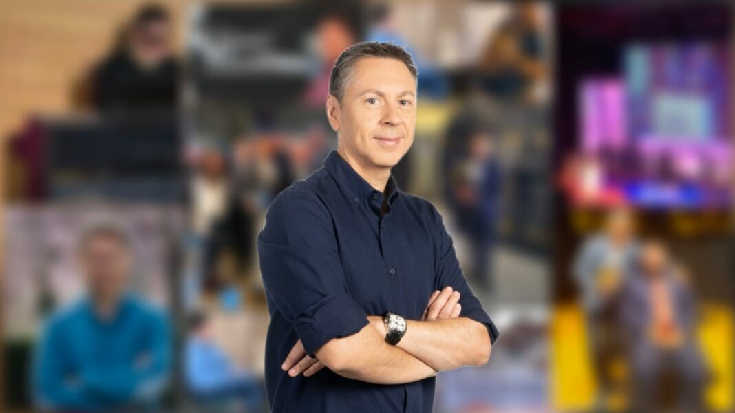 Julián Cano, presentador y director del programa 'Héroes Anónimos' en CMM