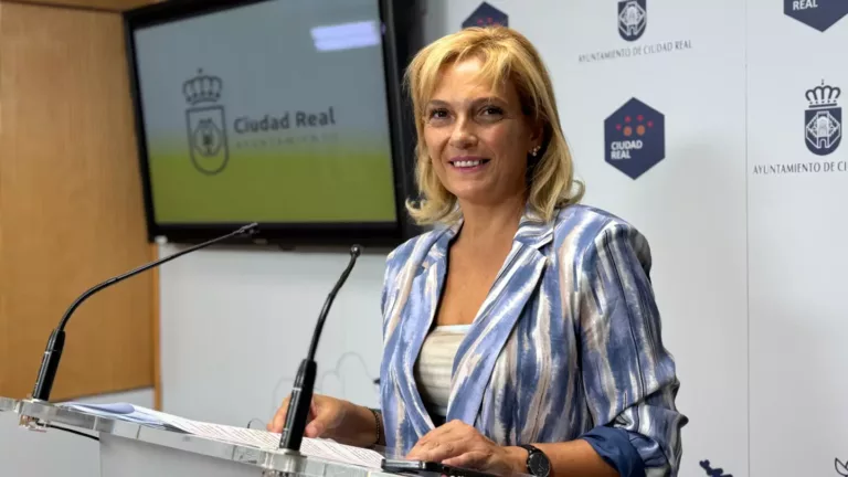 María José Escobedo denuncia que la Junta de Comunidades “pretende lucrarse a costa de las familias de Ciudad Real”