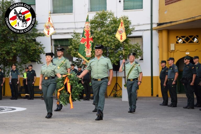 La Guardia Civil de Ciudad Real homenajea a las víctimas del terrorismo en el Instituto Armado