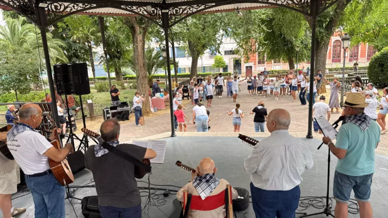 Taller de baile “Fiesta de la Seguidilla” en el Prado