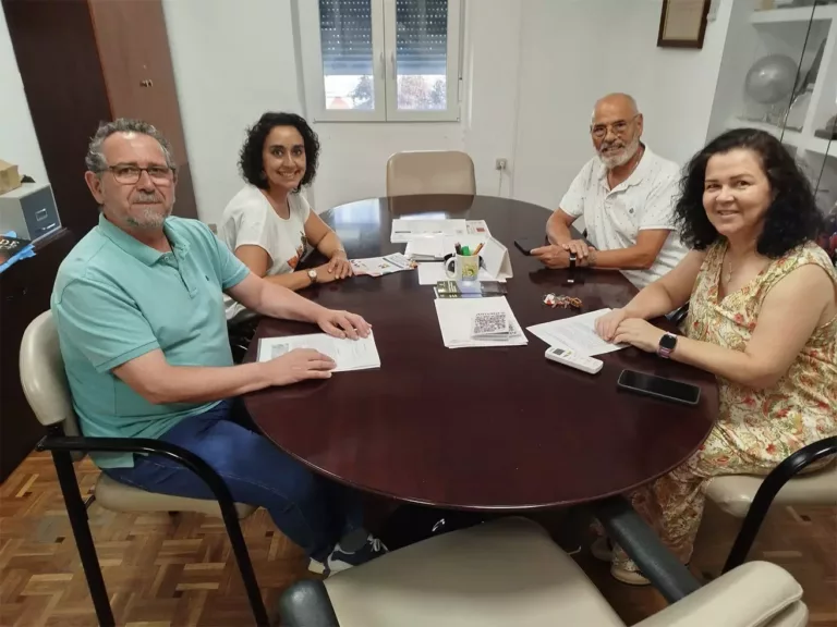 La escritora M. Pilar Geraldo Denia gana el VII Certamen Nacional de Poesía «Valentín Villalón» de Aldea del Rey