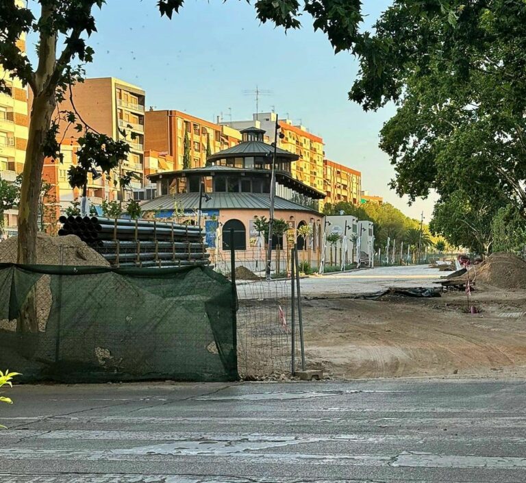 El PSOE de Puertollano arremete contra las «mentiras» del alcalde sobre las obras del Paseo: «Tardará más tiempo y costará casi 2 millones más»