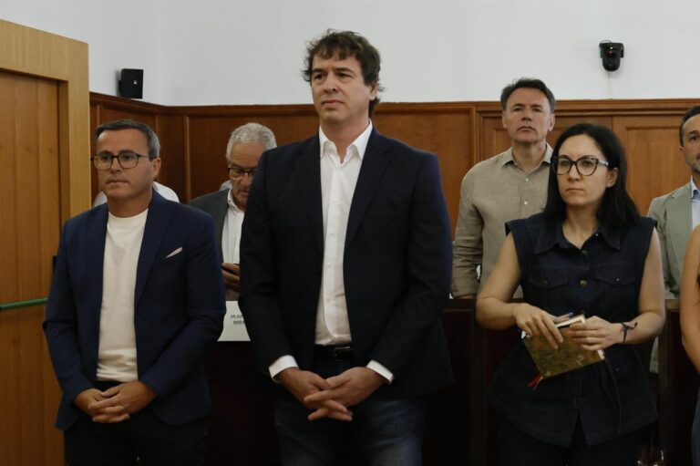 La Audiencia de Badajoz condena al hermano de Pedro Sánchez a nueve años de inhabilitación por prevaricación